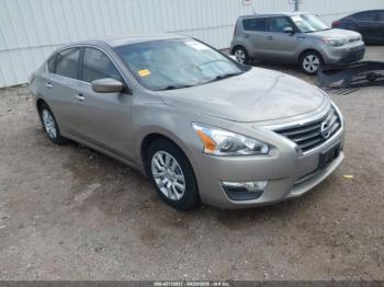  Salvage Nissan Altima