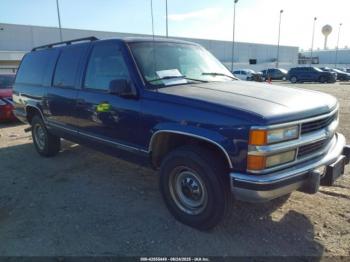  Salvage Chevrolet Suburban 2500