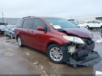  Salvage Toyota Sienna