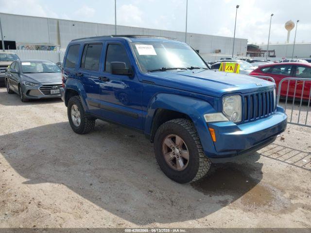  Salvage Jeep Liberty
