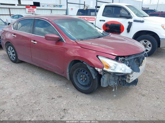  Salvage Nissan Altima