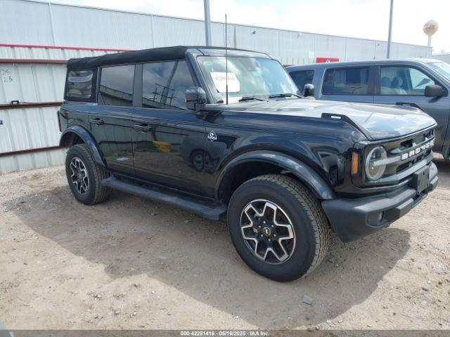  Salvage Ford Bronco