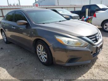  Salvage Nissan Altima