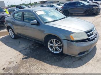  Salvage Dodge Avenger