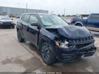  Salvage Jeep Compass