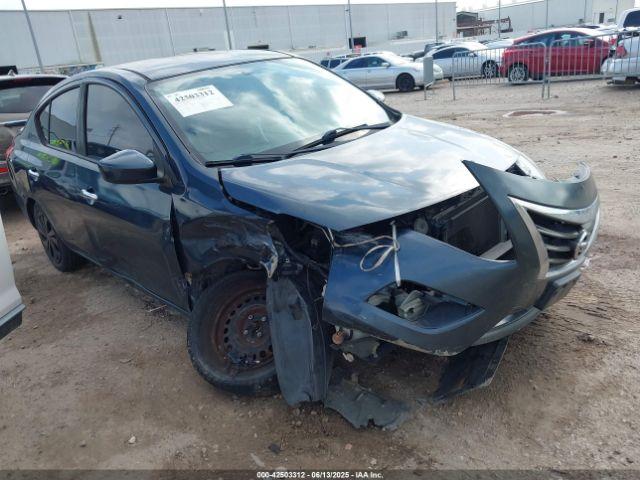  Salvage Nissan Versa