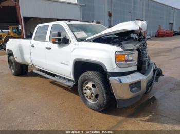  Salvage General Motors Sierra 3500HD