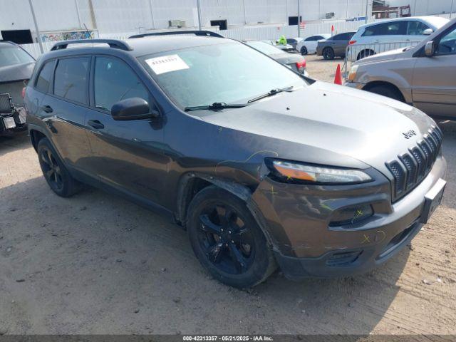  Salvage Jeep Cherokee