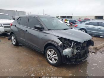  Salvage Nissan Kicks