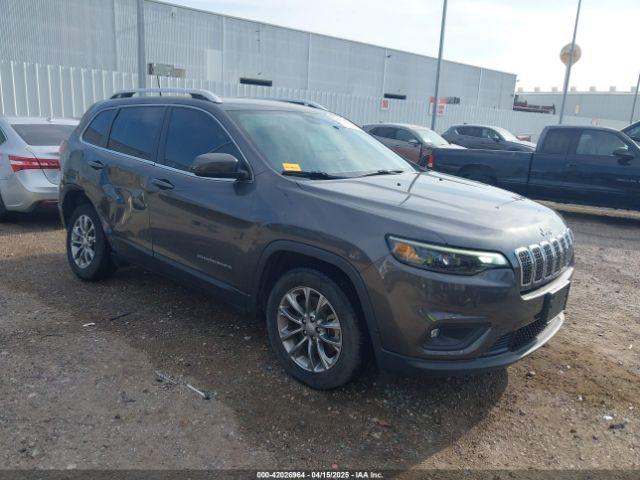  Salvage Jeep Cherokee
