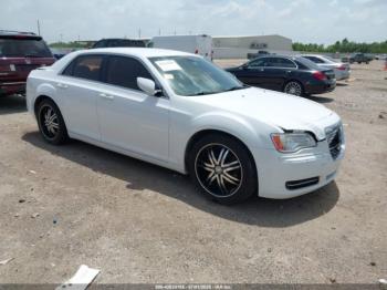  Salvage Chrysler 300