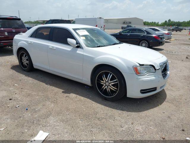  Salvage Chrysler 300