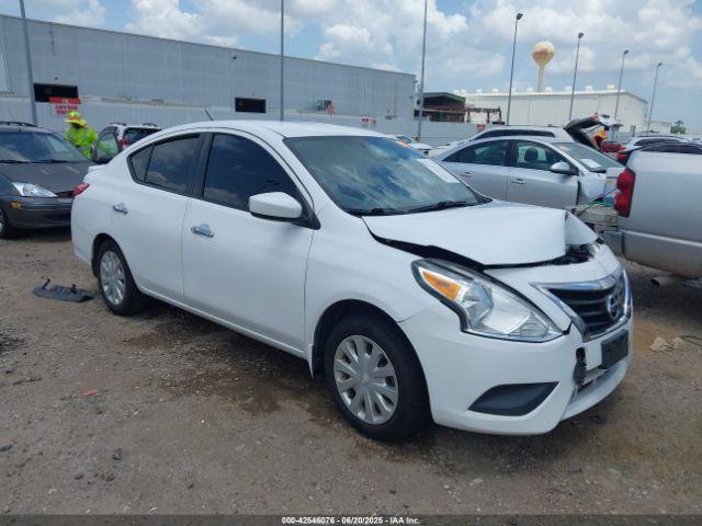  Salvage Nissan Versa