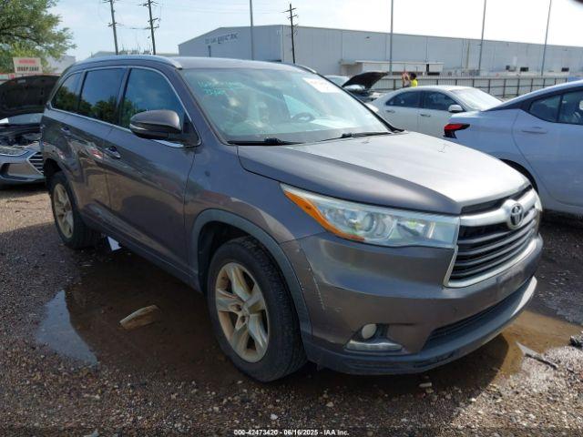  Salvage Toyota Highlander