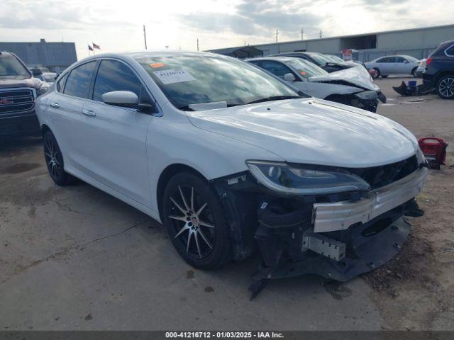  Salvage Chrysler 200