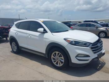 Salvage Hyundai TUCSON