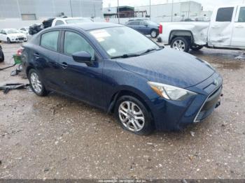  Salvage Toyota Yaris