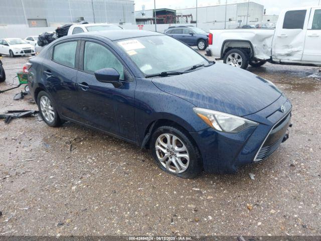  Salvage Toyota Yaris