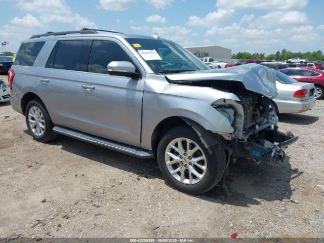  Salvage Ford Expedition