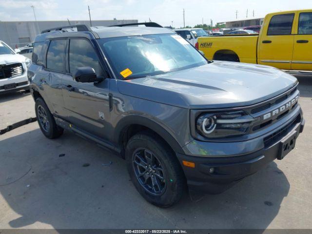  Salvage Ford Bronco