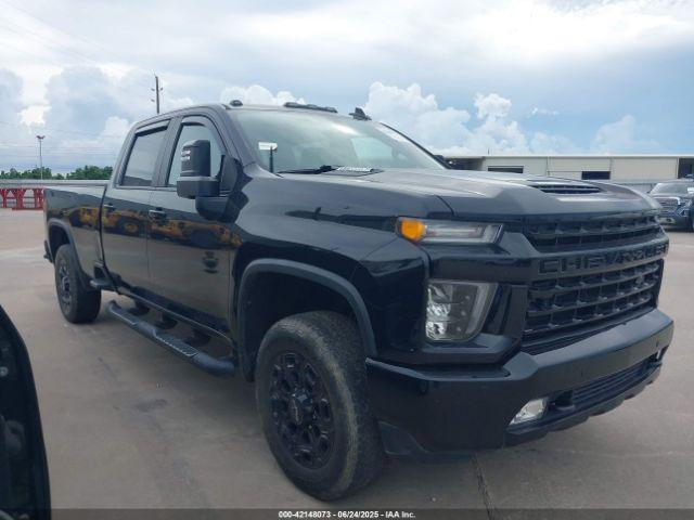  Salvage Chevrolet Silverado 2500