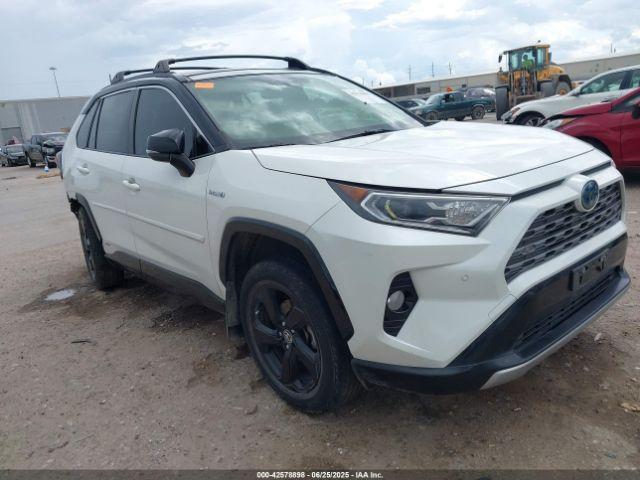  Salvage Toyota RAV4