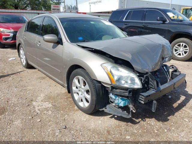  Salvage Nissan Maxima
