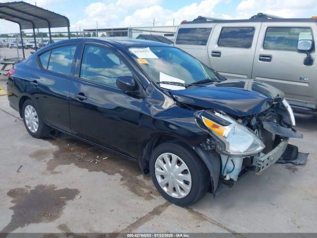  Salvage Nissan Versa