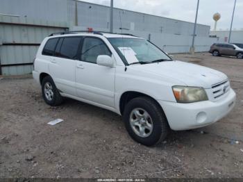  Salvage Toyota Highlander