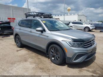  Salvage Volkswagen Tiguan