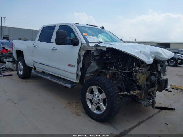  Salvage Chevrolet Silverado 2500