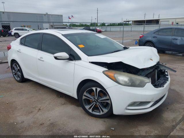  Salvage Kia Forte