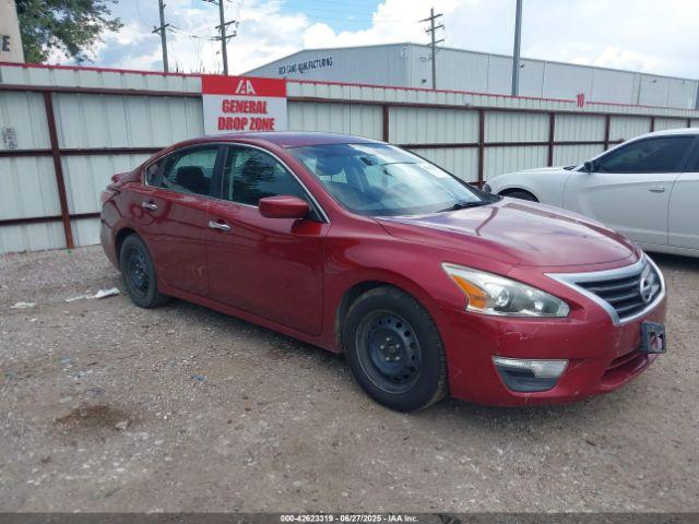  Salvage Nissan Altima