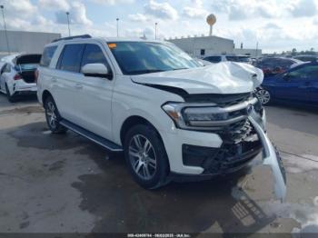  Salvage Ford Expedition