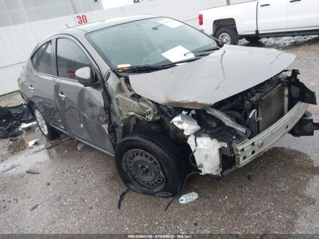  Salvage Nissan Versa