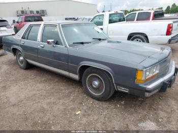  Salvage Ford Crown Victoria