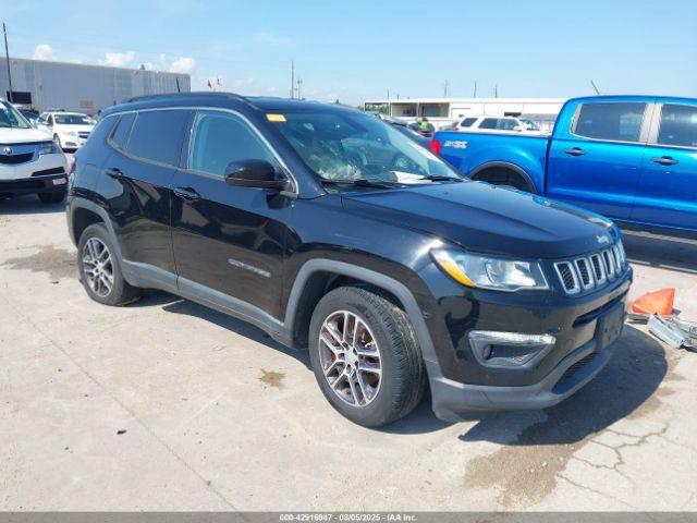  Salvage Jeep Compass