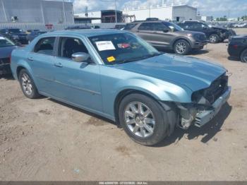  Salvage Chrysler 300c
