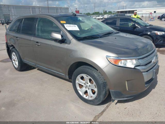  Salvage Ford Edge