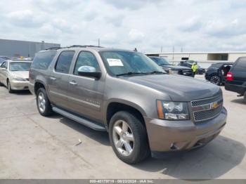  Salvage Chevrolet Suburban 1500