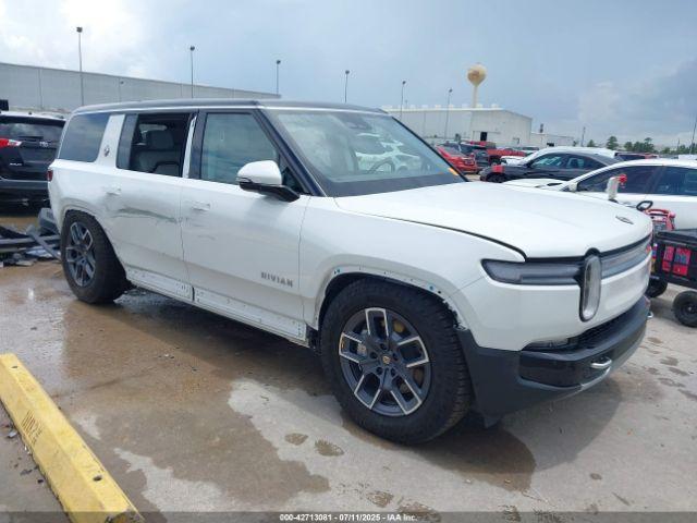  Salvage Rivian R1s