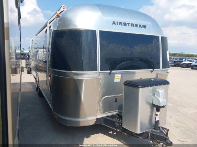 Salvage Airstream Flying Cloud
