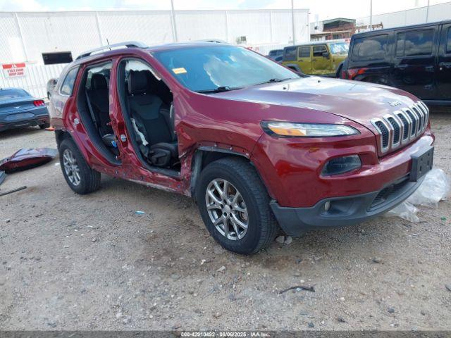  Salvage Jeep Cherokee