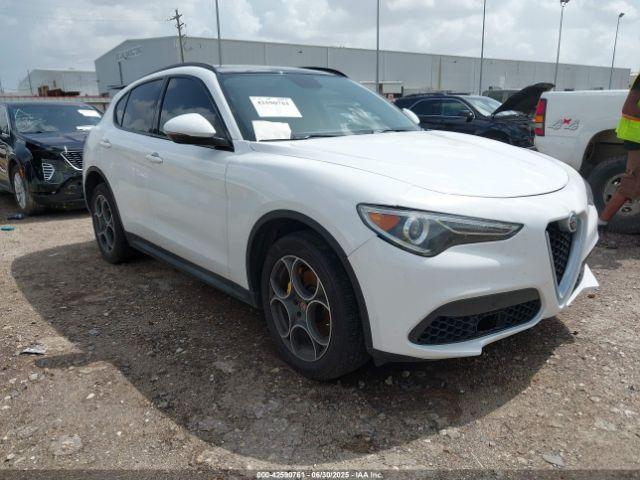  Salvage Alfa Romeo Stelvio