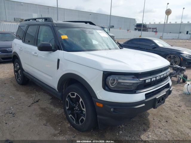  Salvage Ford Bronco