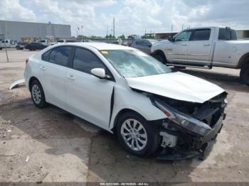  Salvage Kia Forte