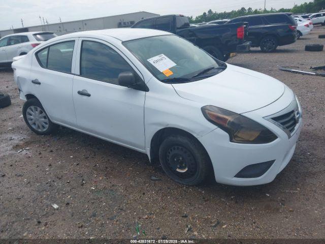  Salvage Nissan Versa
