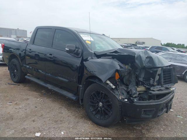  Salvage Nissan Titan