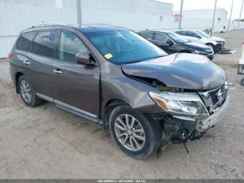  Salvage Nissan Pathfinder
