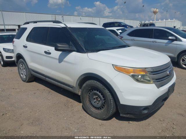  Salvage Ford Explorer